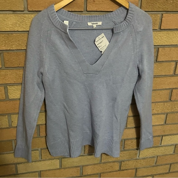 NWT Splendid Hedda Slash Neck Long Sleeve V Neck Sweater Frosty Blue Size M - Picture 3 of 7